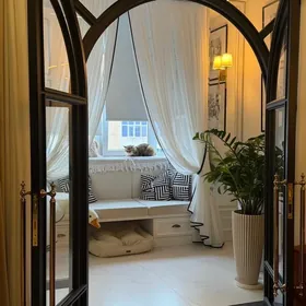 Мир 1 4 ком люкс!