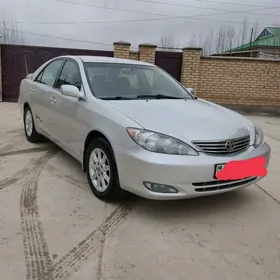 Toyota Camry 2004