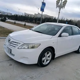 Toyota Camry 2011
