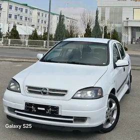 Opel Astra 2003