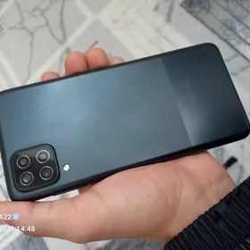 Samsung A12