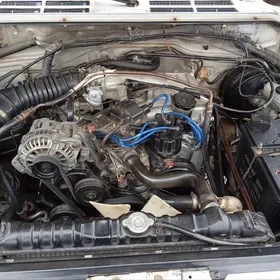 Mitsubishi Pajero 1996