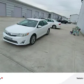 Toyota Camry 2014