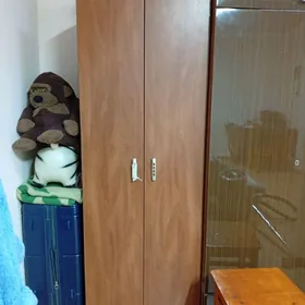 Шкаф для вешалок