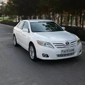 Toyota Camry 2011