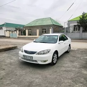 Toyota Camry 2005