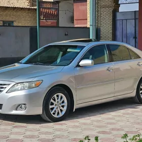 Toyota Camry 2010