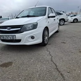 Lada Granta 2015