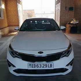Kia Optima 2020