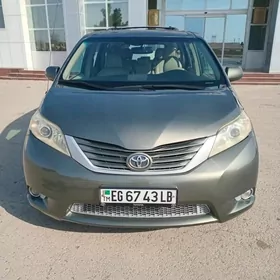 Toyota Sienna 2012