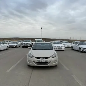 Hyundai Elantra 2013