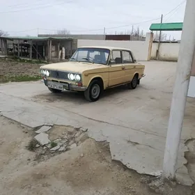 Lada 2103 1983