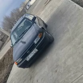 Opel Astra 1993
