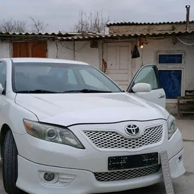 Toyota Camry 2011