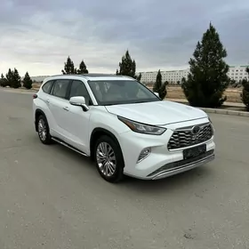 Toyota Highlander 2020