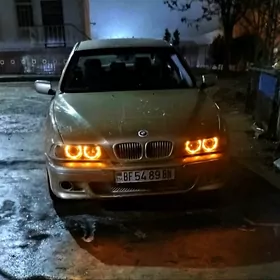 BMW E39 1999