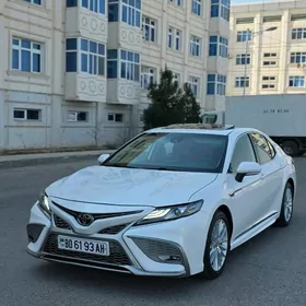 Toyota Camry 2023