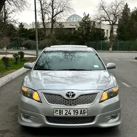 Toyota Camry 2010