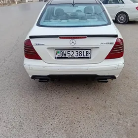 Mercedes-Benz E-Class 2005