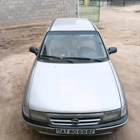 Opel Astra 1993