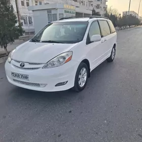 Toyota Sienna 2008