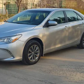 Toyota Camry 2017