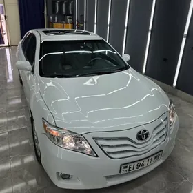 Toyota Camry 2011