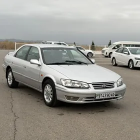 Toyota Camry 2000