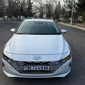 Hyundai Elantra 2023