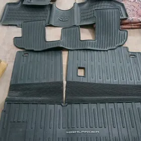 highlander haylander kowryk