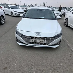 Hyundai Elantra 2021