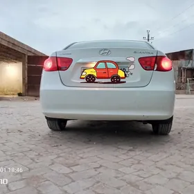 Hyundai Elantra 2010