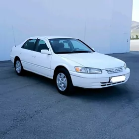 Toyota Camry 1998