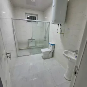 kwartyra jay arenda eyesinden