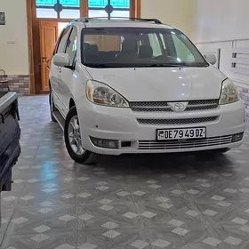 Toyota Sienna 2005