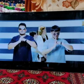 Panasonic 65lik android