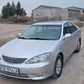 Toyota Camry 2004