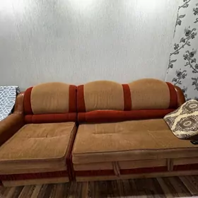 Диван угловой