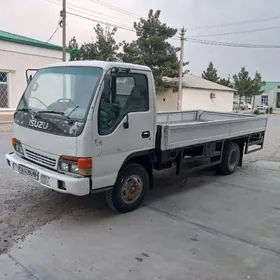 Isuzu Giga 1991