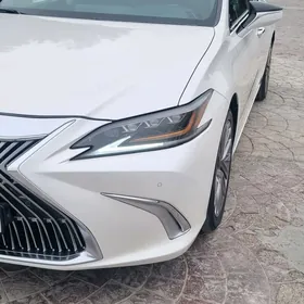 Lexus ES 350 2020
