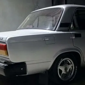 Lada VAZ-2107 2012