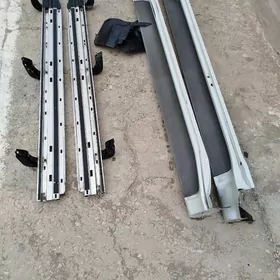 прадо подношка