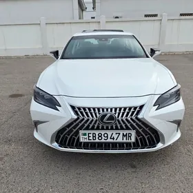 Lexus ES 350 2023
