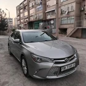 Toyota Camry 2015