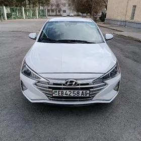 Hyundai Elantra 2020