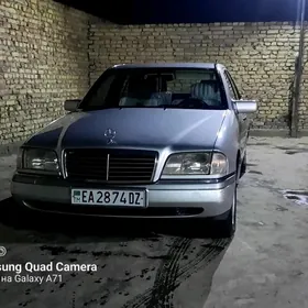 Mercedes-Benz C-Class 1995