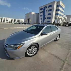 Toyota Camry 2016