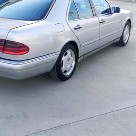 Mercedes-Benz C320 1998