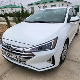 Hyundai Elantra 2020