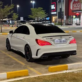 Mercedes-Benz CLA 2015